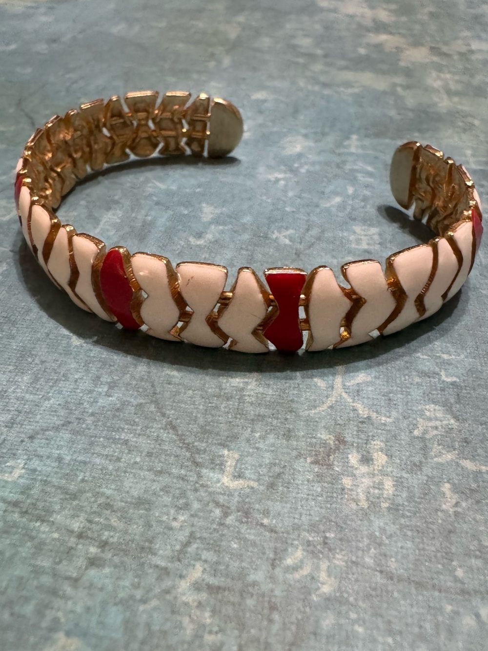 VINTAGE ENAMELED BRACELET CUFF